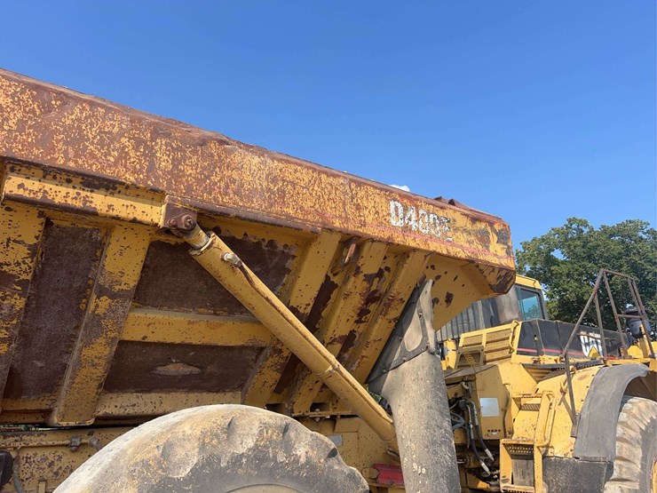 cat-d400e-t/a-dump-truck-image-26