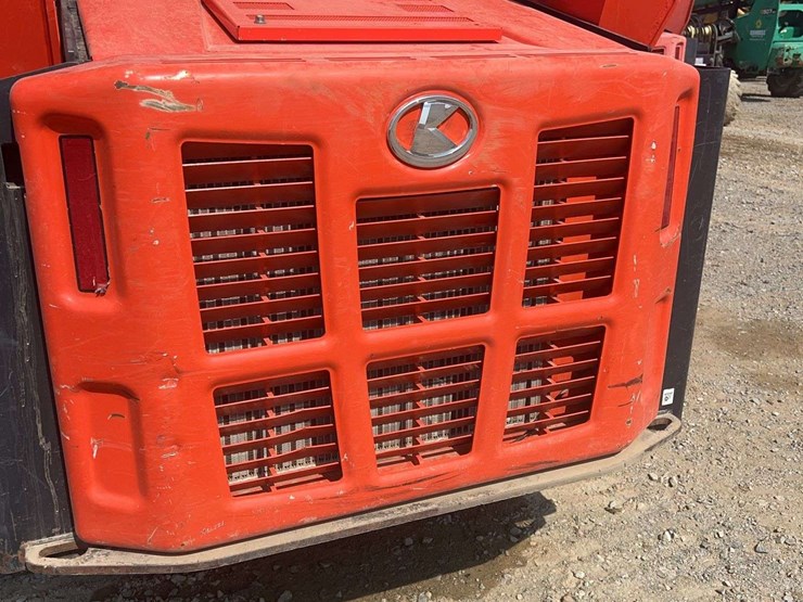 2022-kubota-svl-97-2-skid-steer-loader-image-15
