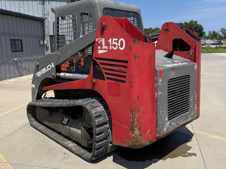 2001-takeuchi-tl150-image-2