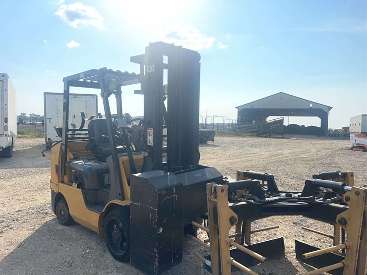 cat-c6000-lp-warehouse-lift-image-5
