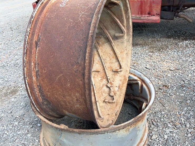 (2)-17"w-x-38''t-allis-chalmers-rims-image-2
