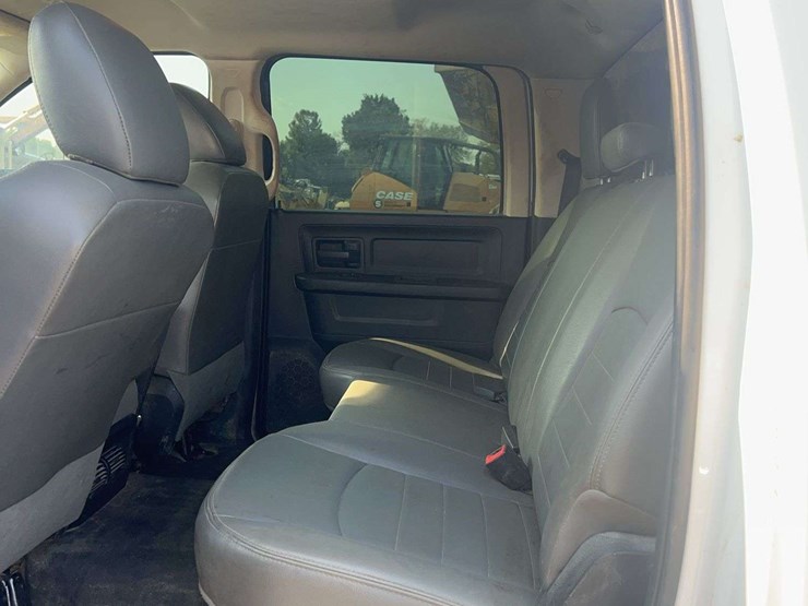 2018-dodge-ram-4500-image-31