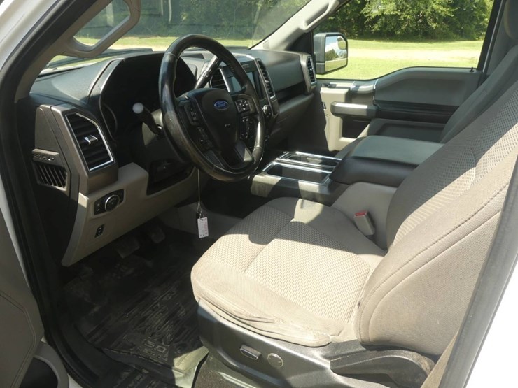 2017-ford-f150-image-7