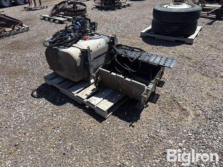 international-durastar-4300-image-5