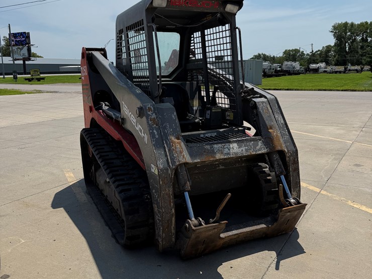 2001-takeuchi-tl150-image-5