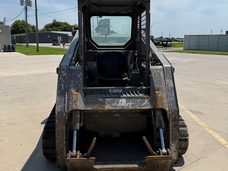 2001-takeuchi-tl150-image-13