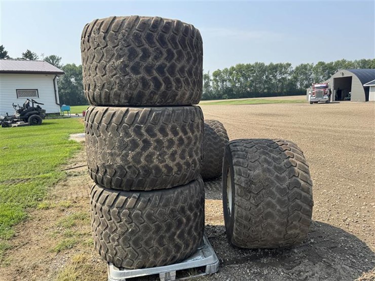 michelin-cargoxbib-high-floatation-tires-(set-of-4)-image-1