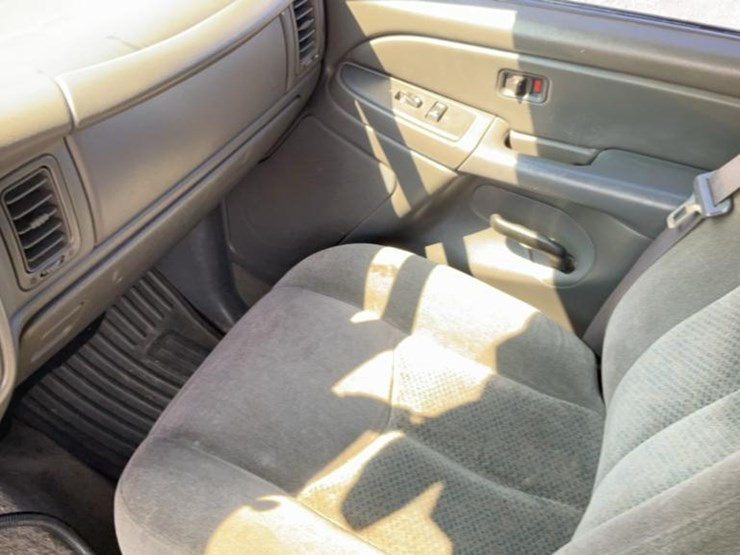 2005-chevrolet-silverado-image-83