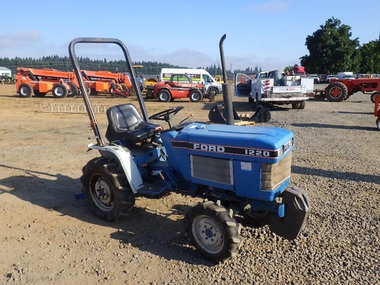 ford-1220-image-2