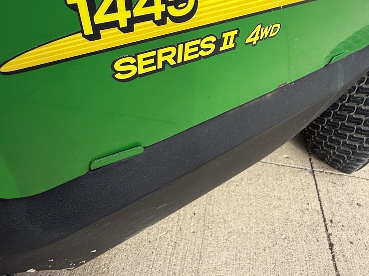 john-deere-1445-image-28