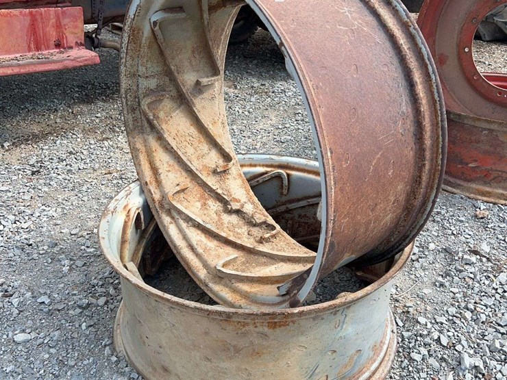 (2)-17"w-x-38''t-allis-chalmers-rims-image-1