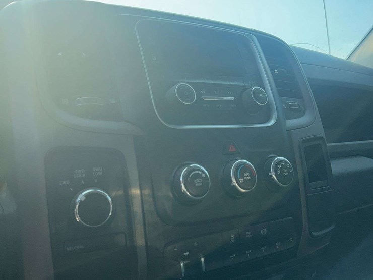 2018-dodge-ram-4500-image-34
