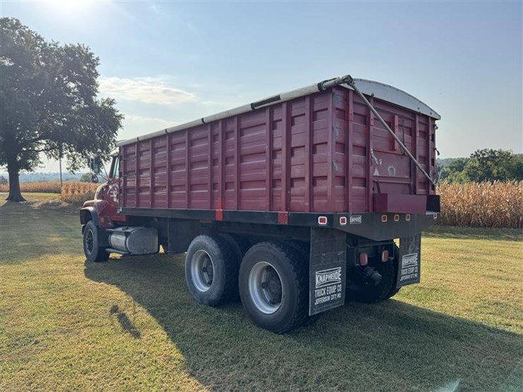 1995-ford-l8000-image-5