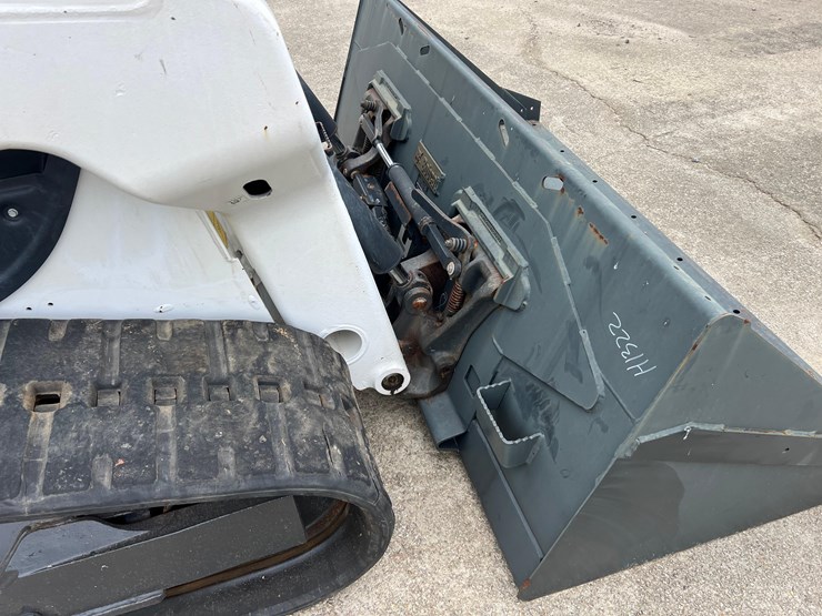 2023-bobcat-t62-image-8