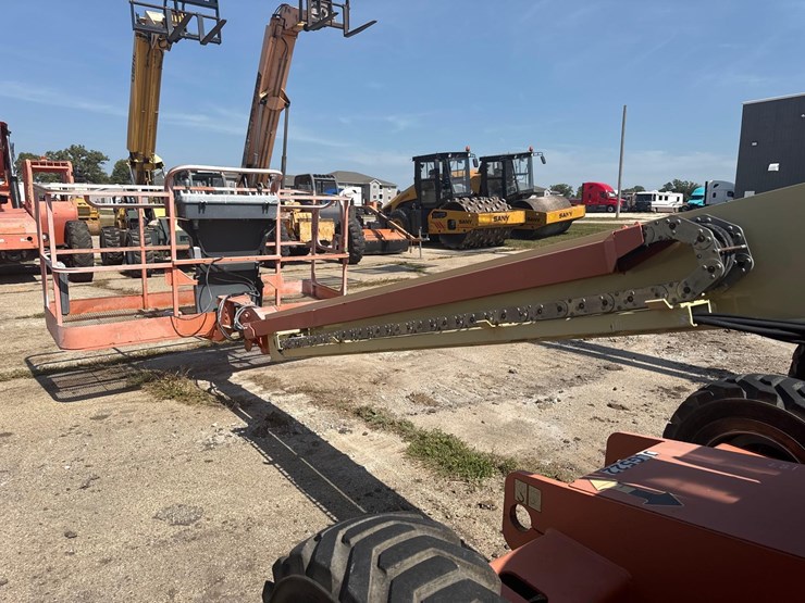 jlg-400s-image-14