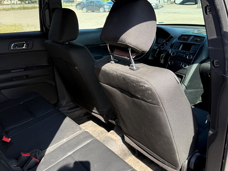 2016-ford-explorer-police-interceptor-image-62