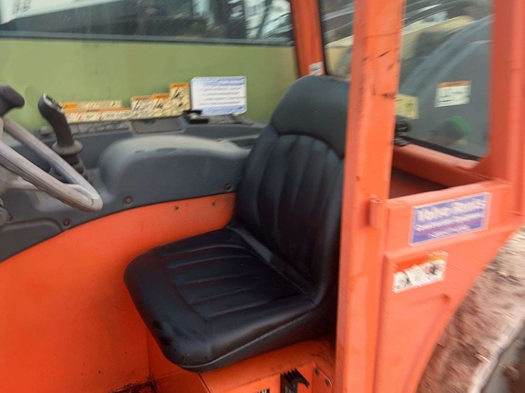 jlg-gs16a-telehandler-image-12