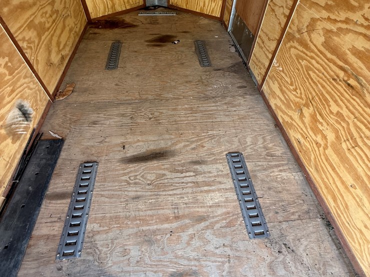 #28-•-2012-doolittle-bullitt-16-ft.-tandem-axle-all-aluminum-enclosed-trailer-image-17