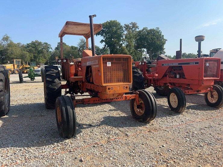 allis-chalmers-xt-series-3-tractor-image-5