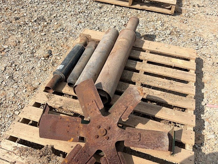 misc.-tractor-exhausts-image-2