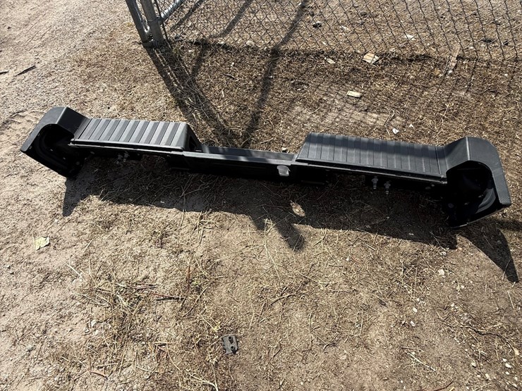 #22-•-2024-ford-pickup-box-&-rear-bumper-image-7