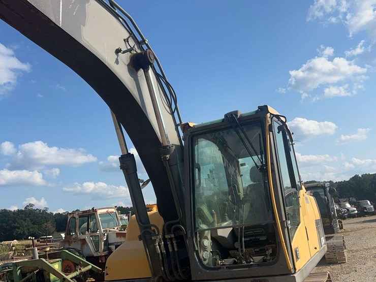 volvo-ex160d-excavator-image-10