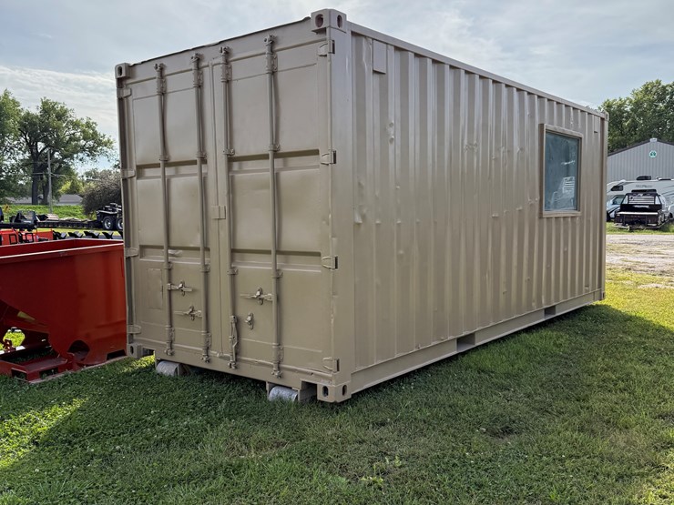 #31-•-20-ft.-steel-shipping-container-with-roll-off-hook-image-1
