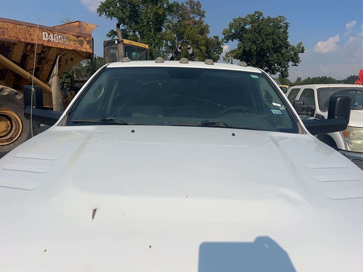 2018-dodge-ram-4500-image-9