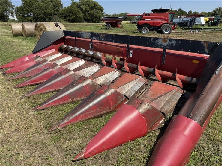 1997-case-ih-1083-image-1