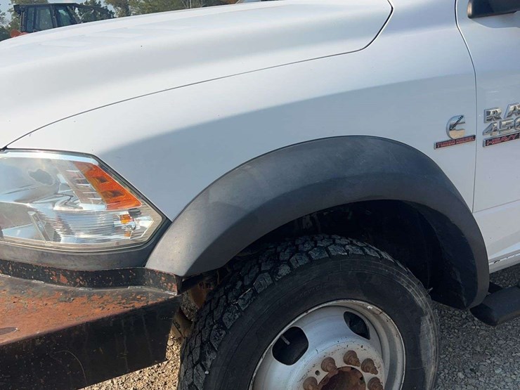 2018-dodge-ram-4500-image-11