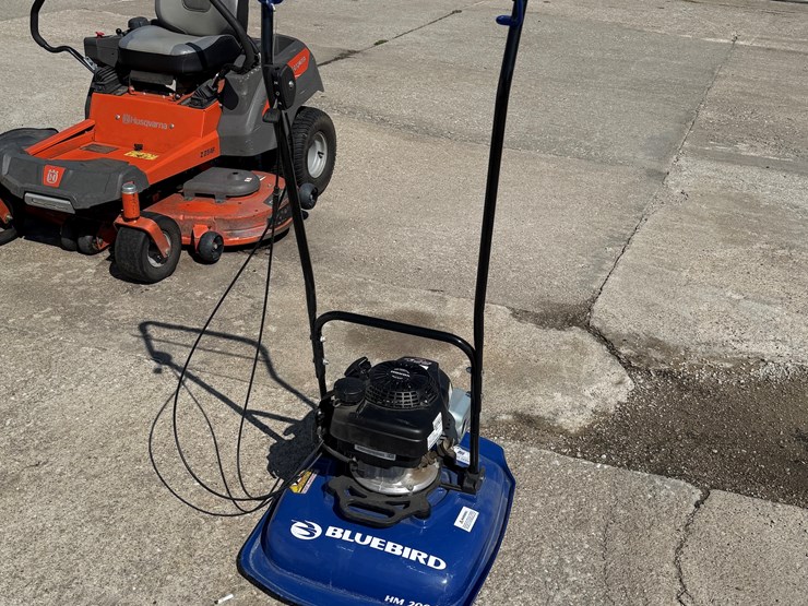 #51-•-2024-bluebird-hm200-hover-type-commercial-walk-behind-lawn-mower-image-5