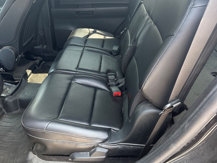 2020-ford-explorer-police-interceptor-image-13