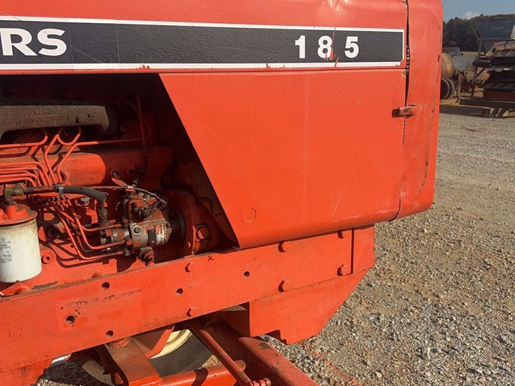 allis-chalmers-185-tractor-image-19