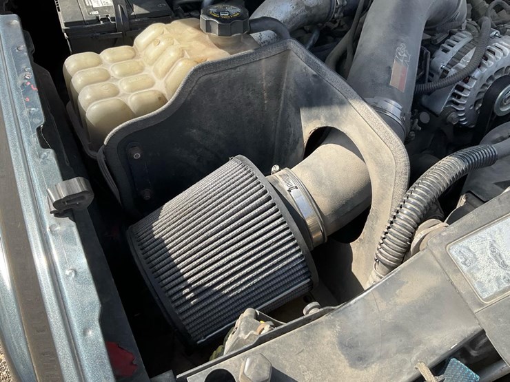 2003-chevrolet-silverado-image-49