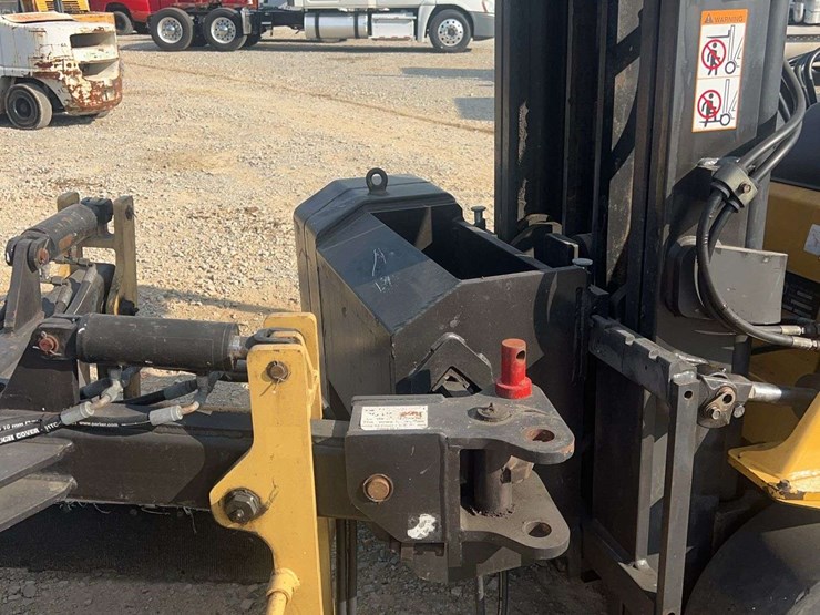 cat-c6000-lp-warehouse-lift-image-9