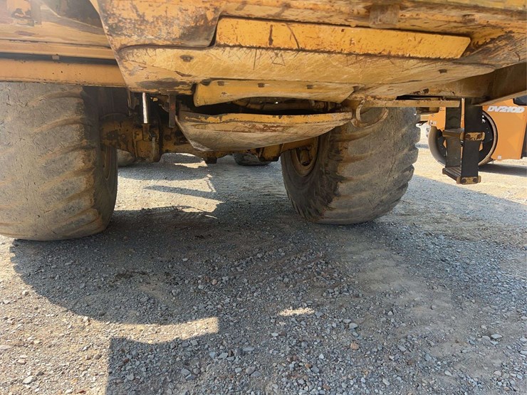 cat-d400e-t/a-dump-truck-image-8
