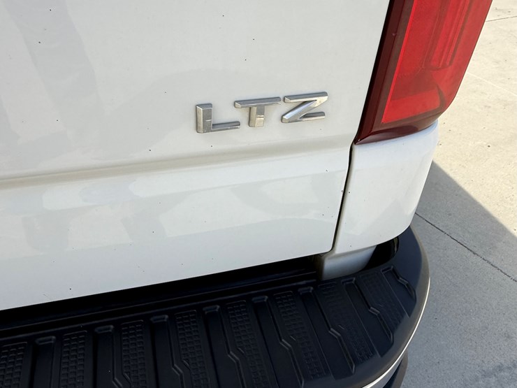2019-chevrolet-k1500-image-28