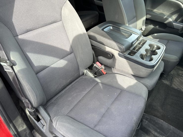 2017-chevrolet-silverado-1500-image-45