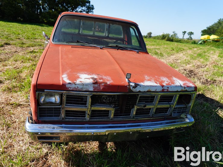 1982-gmc-2500-image-2