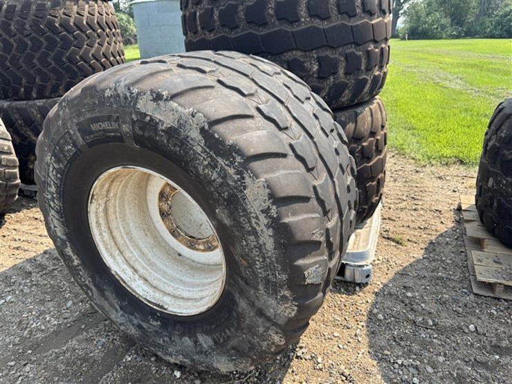 michelin-cargoxbib-high-floatation-tires-(set-of-4)-image-3