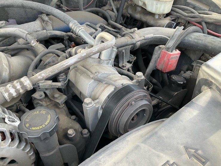 2003-chevrolet-silverado-image-56
