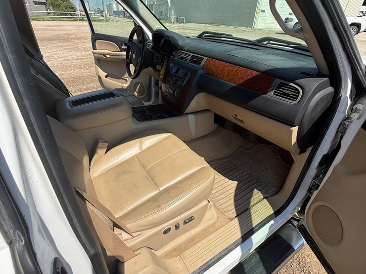 2008-chevrolet-k1500-image-26