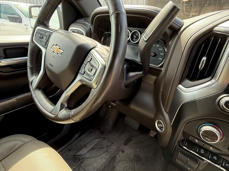 2019-chevrolet-k1500-image-50