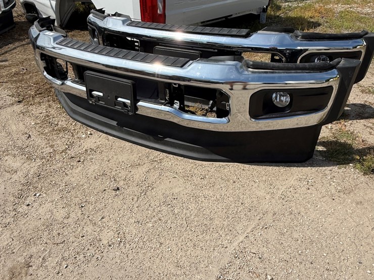 #26-•-2024-ford-front-bumper-image-1