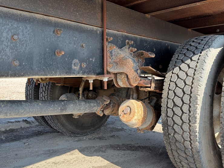 2005-caterpillar-c7-image-13