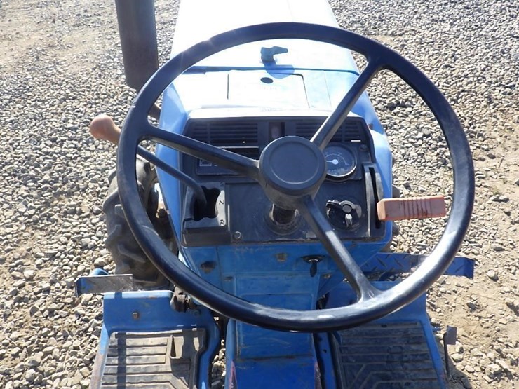 ford-1220-image-13