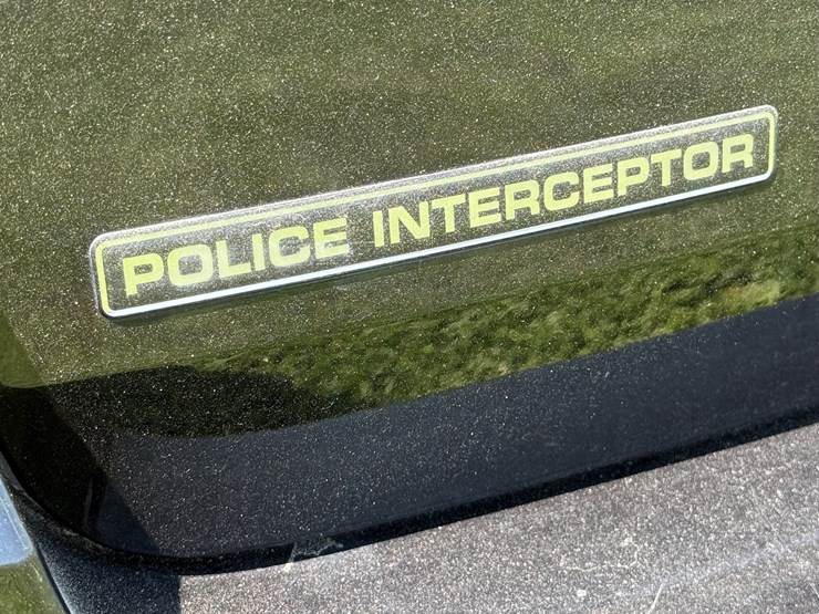 2021-ford-explorer-police-interceptor-image-9