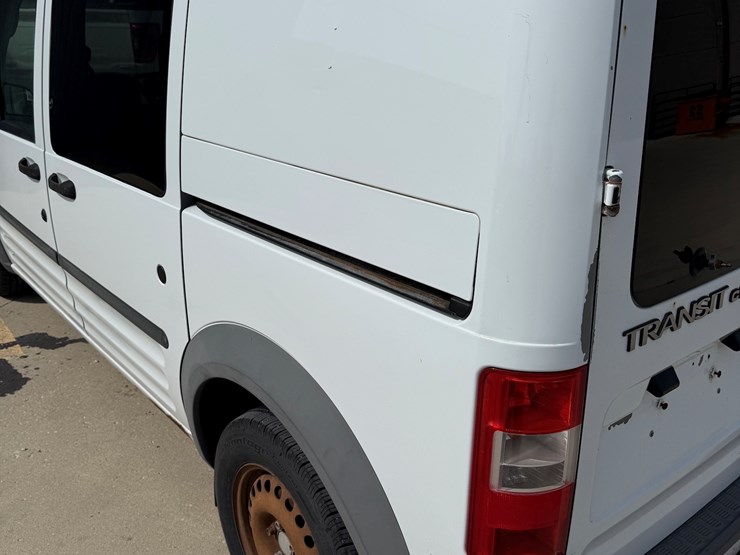 2012-utility-van-image-38