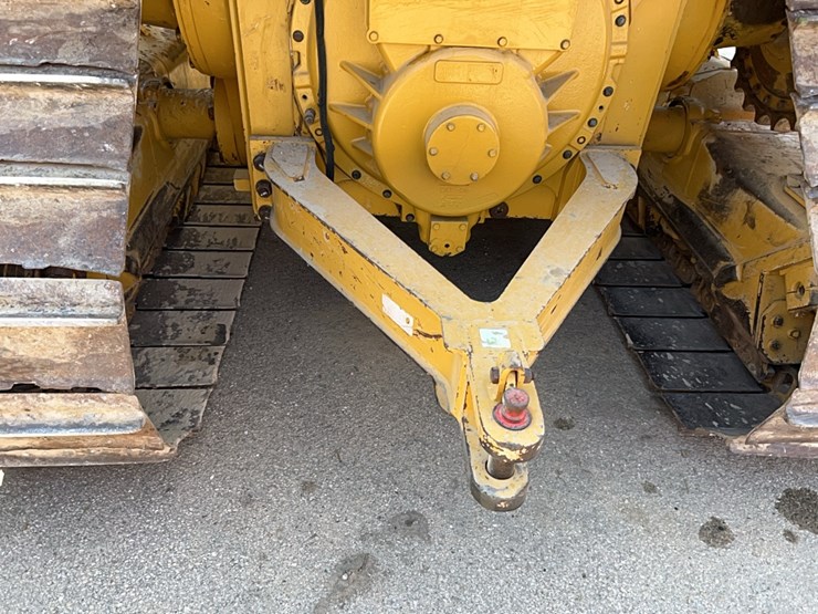 2020-caterpillar-d6-lgp-image-11