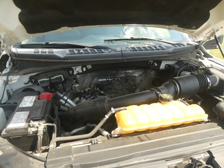 2017-ford-f150-image-5